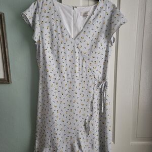 LOFT Outlet Light Blue Floral Faux Wrap Dress – Size 8